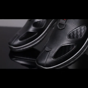 Sepatu Sneakers Pria Santai Empuk & Ringan