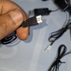 CHARGER BATERAI RC MAINAN ANAK DRONE ELECTRONIK 3.7V SOKET JST LOSI - 2 PIN