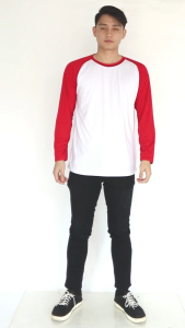 Noveli wear Kaos Polos Raglan Pria Kombinasi Merah Putih untuk HUT Dirgahayu 81th.