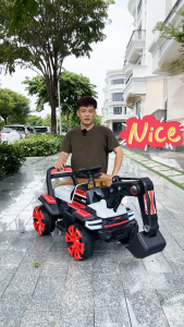Xe máy xúc điện cho bé cỡ lớn xe cẩu điện điều khiển cần xúc bằng điện có remote điều khiển từ xa [Hỏa Tốc HCM]