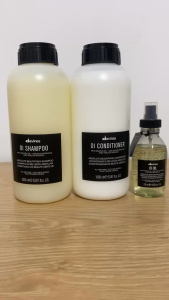 Cặp Gội xả - Tinh dầu Davines OI Nuôi Dưỡng Phục hồi Và Làm Mềm Mượt Tóc 1000ml