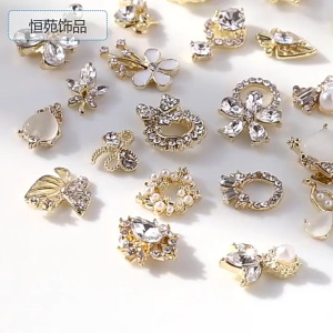 1pc New Japanese Shiny Gold Rhinestone Nail Art Accessories Golden Bear Heart Bow Pearl Nail Art Diamond Alloy Diamond Butterfly Nail Art Decoration