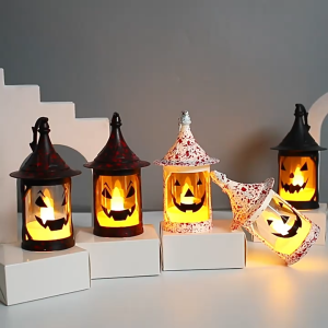 โคมไฟพลาสติก ใส่เทียนอิเล็กทรอนิกส์เล็ก โคมไฟวาดหน้าปีศาจ สําหรับประดับ วันฮาโลวีน ตกแต่งบ้านและทุ่งหญ้า ประดับบรรยากาศที่น่ากลัว