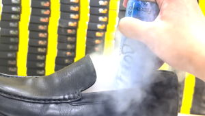 [No Ship to Sabah Sarawak] Fitoo Shoe & Bag Deodorizing Spray (260ml) 鞋子和包包除臭喷雾 Pewangi Kasut & Beg70-DEODORIZING