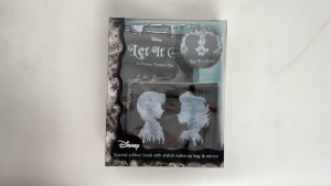Disney Twisted Tales Frozen Let It Go Young Adult Novel Gift Set With Make Up Bag & Compact Mirror
