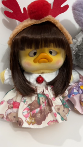(พร้อมส่ง) ชุดตุ๊กตา 20cm ชุดเป็ดหน้าบึ้ง ชุดตุ๊กพร้อมคาดผมน่ารัก - ร้านไทย