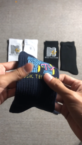 Kaos Kaki Oldschool Motif Skate Merk Panjang Premium - Hosela Project