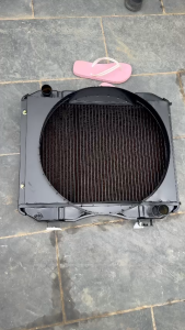 Két nước ngang 55cm dài 48.5cm đồng 3 lá YN490QB-3 cổ két phi 38 dày 7cm gắn xe ô tô