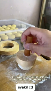 Syakil CD Promo Cetakan Donat Kayu Satu Set