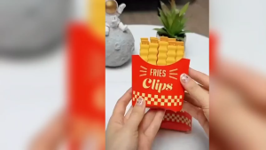 Food Clipper French Fries Clips Plastic Bag Sealer with Holder Fridge Magnet Chips Small Food Packet Seal Clips Keep Fresh Sealing Clamp