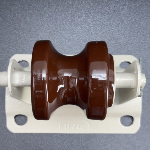 Porcelain Spool Insulator (Shackle) for use in low voltage distribution network with Secondary Rack 2.5mm