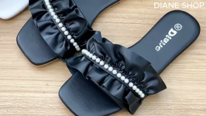 2024 Women's Korean Style Pearl Sandals: Good Quality & Fashionable Flat Options