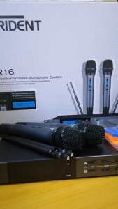 Trident TR 16 Uhf Professional Double Wireless Microphone System 30-80meter effective circle range