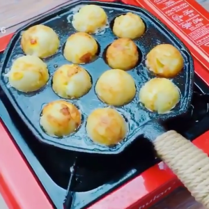 【HOT】【การจัดส่งจากประเทศไทย】กระทะขนมครก ไข่นกกระทา กระทะทาโกะยากิ เบ้าขนมครก เหล็กหล่อสีดำ 14 หลุม