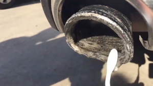 LaboCosmetica CRONOS 250ml (Rapid Decarboniser for Car Exhaust Pipes)