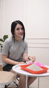 NEW 12 LITER PASIR KUCING MURAH GUMPAL WANGI MAHKOTA CATLITTER