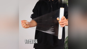 Transparent Cling Wrap Cutting Box Food Wrapper Catering Preservation Keep Fresh Food Wrapping Bahan Mentah PE Flim Balut Makanan PE原料食品级透明保鲜膜