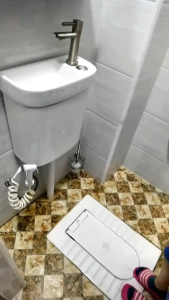 Set Pintu Geser & Komporan Air Kloset Modern Mr.taO - Keramik Putih Tahan Lama dengan Garansi Pengiriman