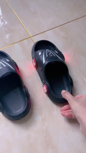 Fashion LED Slippers for Kids Girl Boy Luminous Non-slip Cute Cartoon Car Slipper with Flash Light