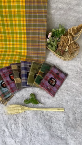 Sarung anak gajah waduk motif kotak