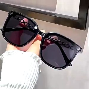 Kacamata Hitam Wanita Frame Model Rantai Logam Plastik Oversized Women Sunglasses