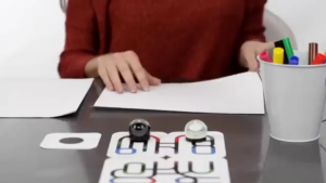 Ozobot Bit+ Entry Kit Coding Robot for Beginners STEM Educational Toys for Kids Ages 6+ Rechargeable