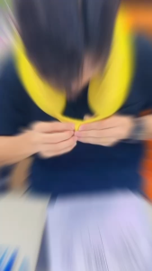 หมอนรองคอ หมอนพกพา ใหญ่เหมือนกัน เปรี้ยวยาวปรับได้ มีกระดูมเพื่อติด ผ้าเนื้อดี ใยสำหรับสังเคราะห์คุณภาพดีเกรด A