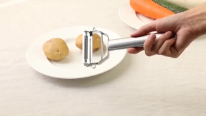 Pisau Kupas Stainless Pisau buah anti karat alat kupas buah fruit peeler double knife