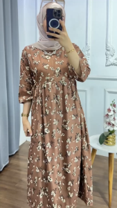Miranda Midi Dress: Dress Polos Miranda Midi untuk Kehadiran Nyaman