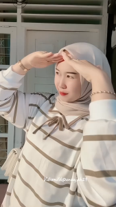 Atasan Wanita Rajut Motif Garis Kerah Lucu Bahan Rajut Adem Best Seller