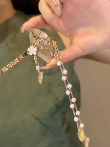 Tusuk Rambut Rumbai Tusuk Konde Bunga Plum Blossom Hairpin Hair Stick Leaf Konde Rumbai Kipas Delicate Fan Shaped Pearl Tassel Hairpin