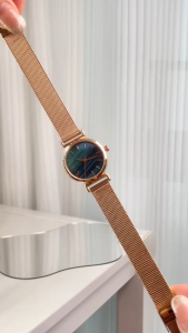 Vintage Watch For Woman Dark Green Watch Mirror Glass Lovito Watch Ladies Watch Relo Hypoallergenic