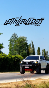 กันชนหน้าสามเขา Toyota Hilux Revo 2020-2025 ไฮลักซ์ รีโว่ Matrix Bull Bar กันชนหน้าเหล็กOUTLANDER4x4  พร้อมไฟตัดหมอกและไฟเลี้ยวLED