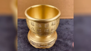 风水纯黄铜米缸 百福招财进宝铜缸 Feng Shui Brass Treasure Collection Pot Indoor Decoration 聚财摆件 家居办公室聚宝盆 （送五帝钱 元宝）