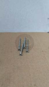 10 PCS BAUT JF M4 X 60 FLAT HEAD SEKRUP M4X60 PANJANG 6CM 6 CM BAUD 4X60 4 X 60 MM 60MM OBENG PLUS SKRUP PUTIH GALVANIZ GALVANIS GALPANIS PITCH DRAT 0.7