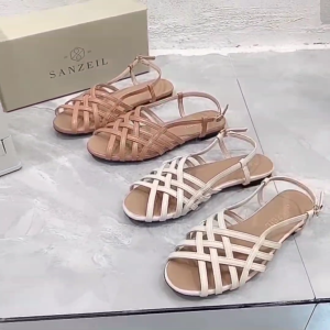 Ladang Online - SANDRINA Slippers Sandal Fashion Wanita Model Kronjo Anyam Tali Ujung Bulat