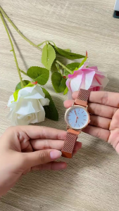 JAM TANGAN WANITA RANTAI MAGNET Cerianti