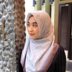 Bani Batuta - Hijab / Jilbab / Kerudung Rabbani Segiempat Tetra Lanadey