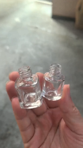 Lọ Thủy Tinh Rỗng Trong Suốt 5ml