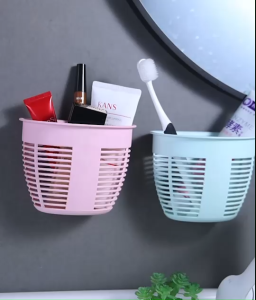 Wall mounted organizing basket ตะกร้าจัดระเบียบแขวนผนัง 1 ชิ้นคละสี