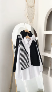 BAREHA SHIRT - FLOTTILICIOUS / kemeja wanita / atasan hijab / baju murah / kantor formal / simple 2 tone stripe salur garis polos / kancing depan / korean style