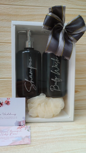 Hampers Gift Box Souvenir: Kado Hadiah Ulang Tahun Wisuda Pernikahan Lebaran