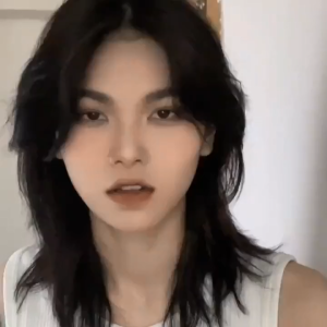 Wolf tailed Mullet Fish Head Fashion Wig for Men and Women Daily Split Short Long Straight Hair Samurai Head Imitation Human Hair Full Head Set