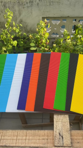 Giấy màu gợn sóng khổ A4 (01 mặt màu 01 mặt trắng) - Set 10 tờ 10 màu