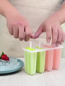 แม่พิมพ์ไอติม แม่พิมพ์ไอศครีม เกรดอาหาร ทำโยเกิร์ต พุดดิ้ง น้ำแข็ง พร้อมแท่ง DIY