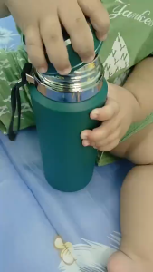 Bình giữ nhiệt 800-1000ml Hilogi bình nước inox sơn nhám chống xước giữ nhiệt lạnh 15g nóng 8h có khay lọc dây treo