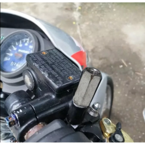 น็อตต่อรูกระจกแบบอลูมิเนียมสำหรับฮอนด้า Wave110i/Wave125R/Wave125i/Click150/Click160 ขนาด 10 มม. คุณภาพสูง