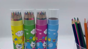 ดินสอสีน้ํามัน ลายการ์ตูน Sanrio Mymelody Kuromi Cinnamoroll 12 สี สําหรับวาดภาพ ร่างภาพ อุปกรณ์ศิลปะ เครื่องเขียน ของขว