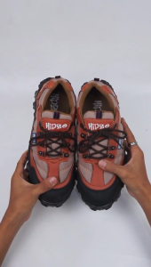 Sepatu Safety Pria Ujung besi kerja proyek anti selip tahan benturan m052