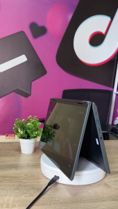 LENOVO LAPTOP CHROOMEBOOK TOUCH AND FLIP 8GB/32GB SSD TYPE C